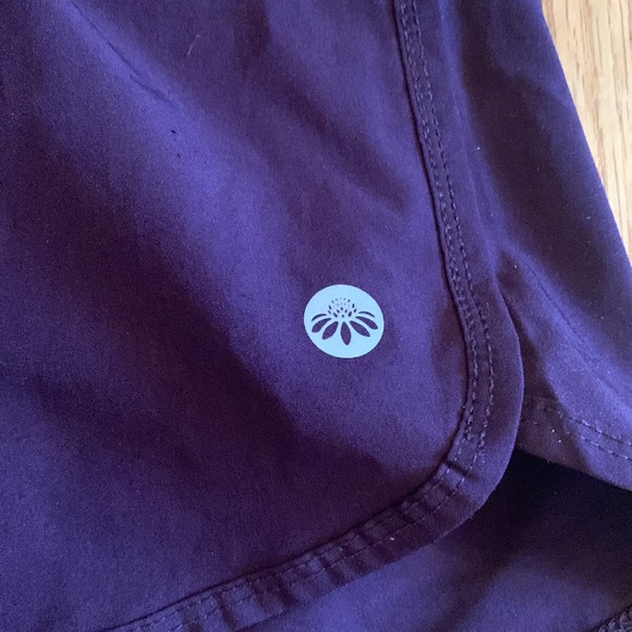 Senita Athletics swift shorts - Picture 4 of 7